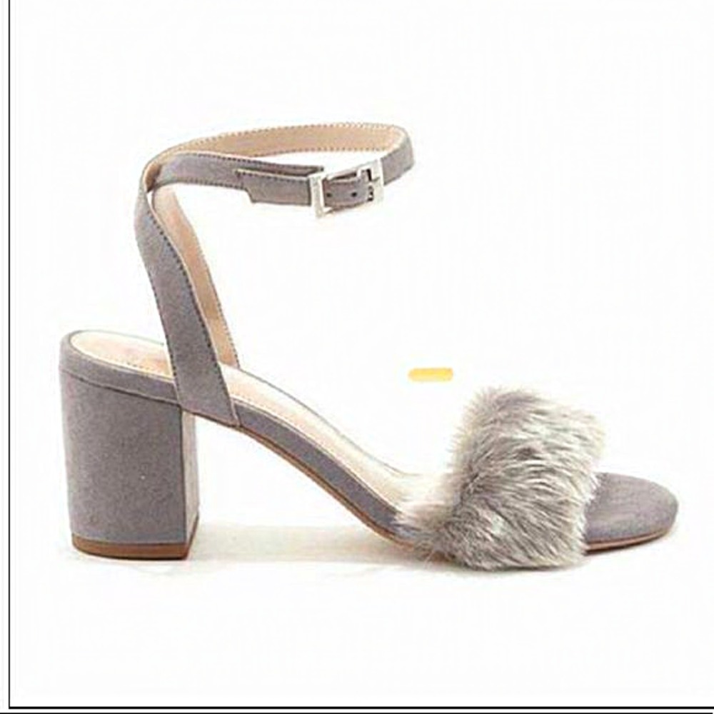 Charles by Charles David Grey Faux Fur Block Heel Ankle Strap Sandals Size 8‎